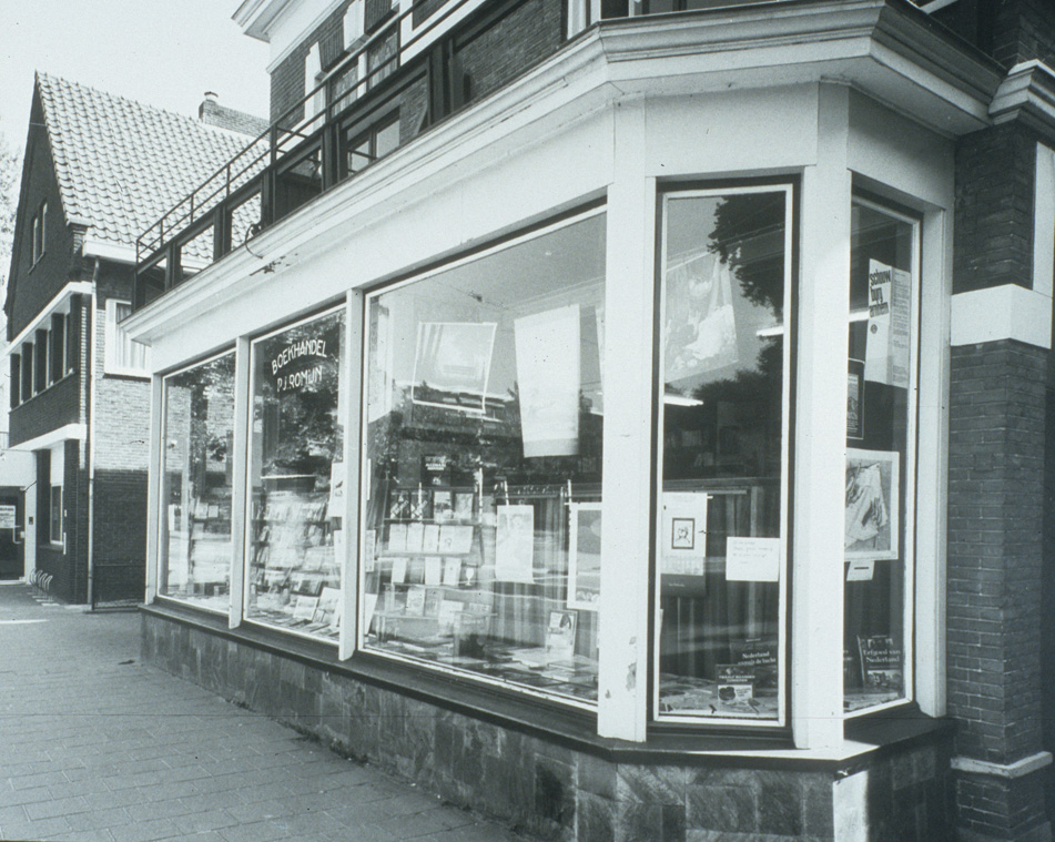 De winkel van Pieter Romijn later Scholten aan de Utrechtseweg.