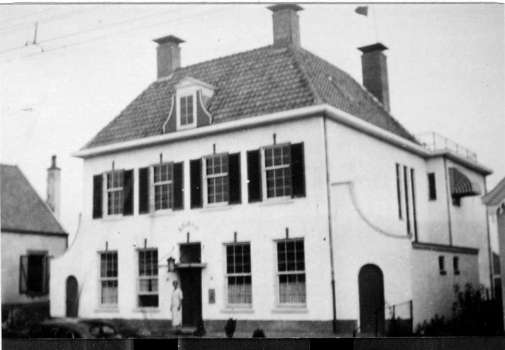 Villa "Rijnouwe".