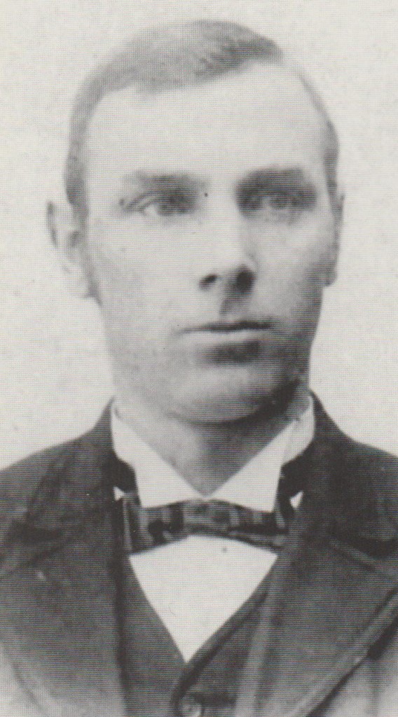 Henricus Campman. Begon in 1854 in de boerderij annex stalhouderij. 