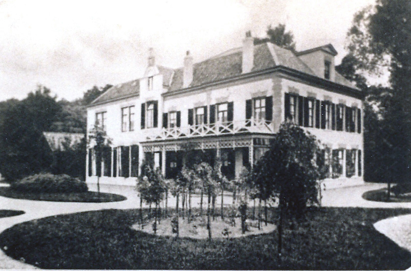 De voormalige kostschool " `t Huis Heelsum", het tweede hotel in de keten. 